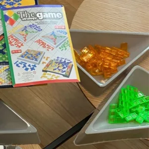 Ricevuto Blokus Squares Gioco da Tavolo per 4 Giocatori dal cliente R****h.