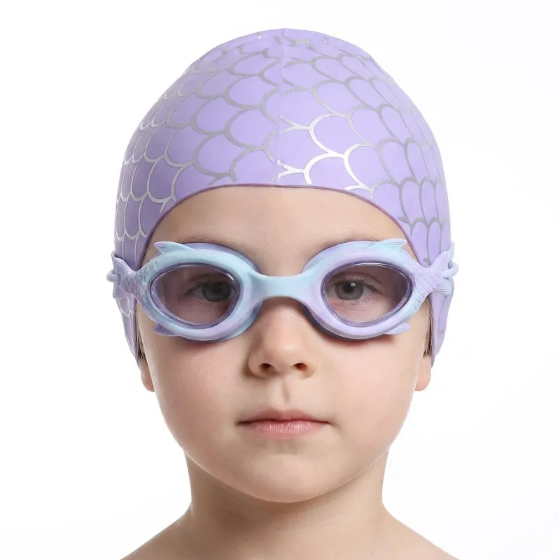 Set di occhialini da nuoto antiappannamento a forma di pesce in silicone e cuffia per bambini
