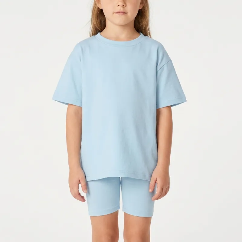 Set per bambini con T-shirt a maniche corte traspirante in cotone e shorts leggings